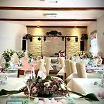Hotell & Restaurant Pod Kastany 3*