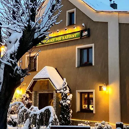 & Restaurant Pod Kastany Hotell Krupka