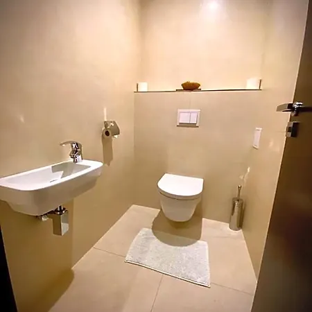 Szálloda & Restaurant Pod Kastany 3*