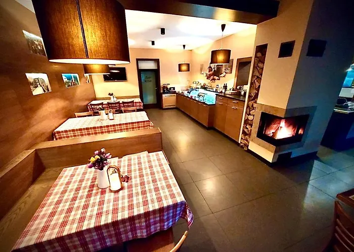 & Restaurant Pod Kastany Hotel 3*