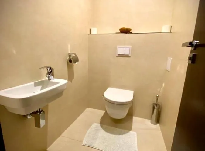 Hotel & Restaurant Pod Kastany 3*