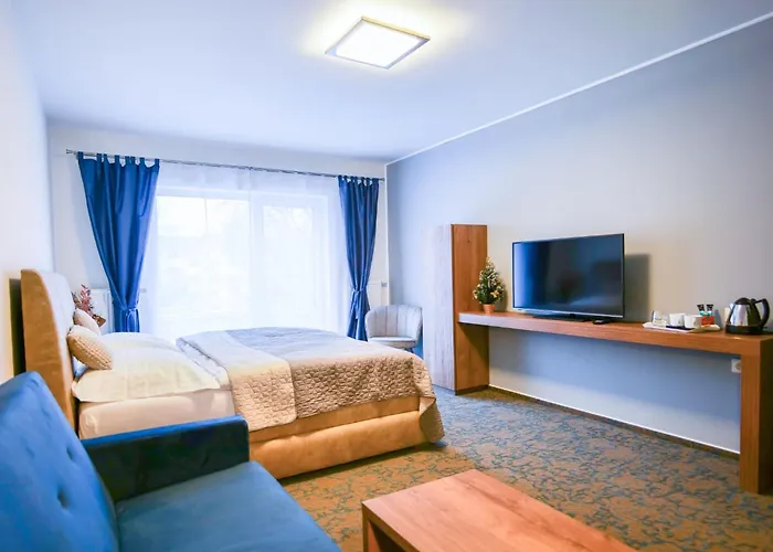 & Restaurant Pod Kastany 3*