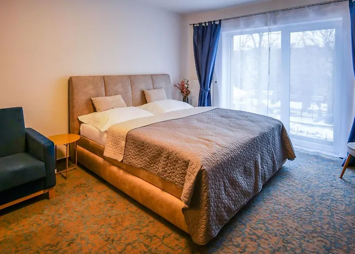 Hotel & Restaurant Pod Kastany Krupka